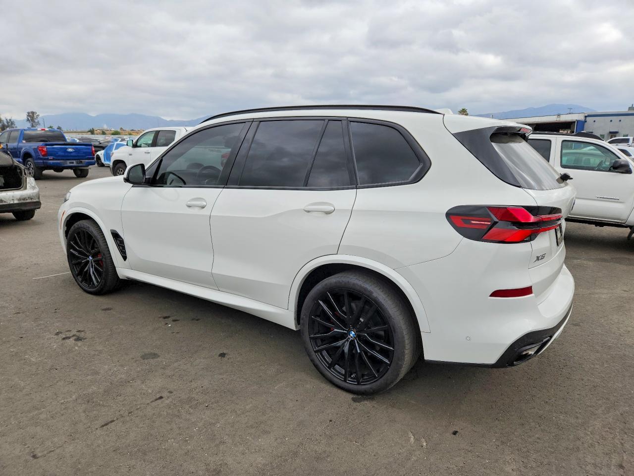 2024 BMW X5 Sdrive 40I - zdjęcie 2
