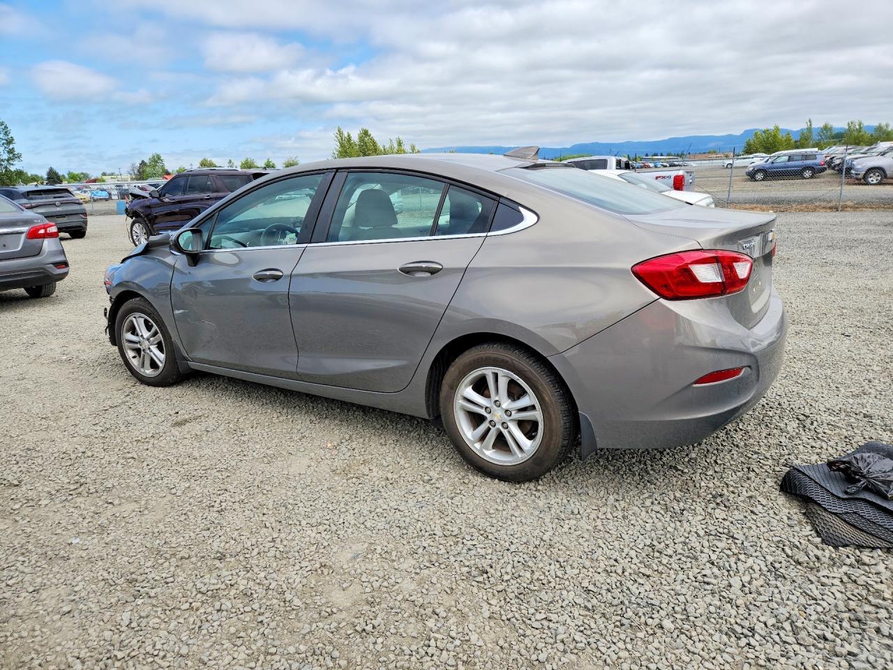 Chevrolet Cruze - zdjęcie 2