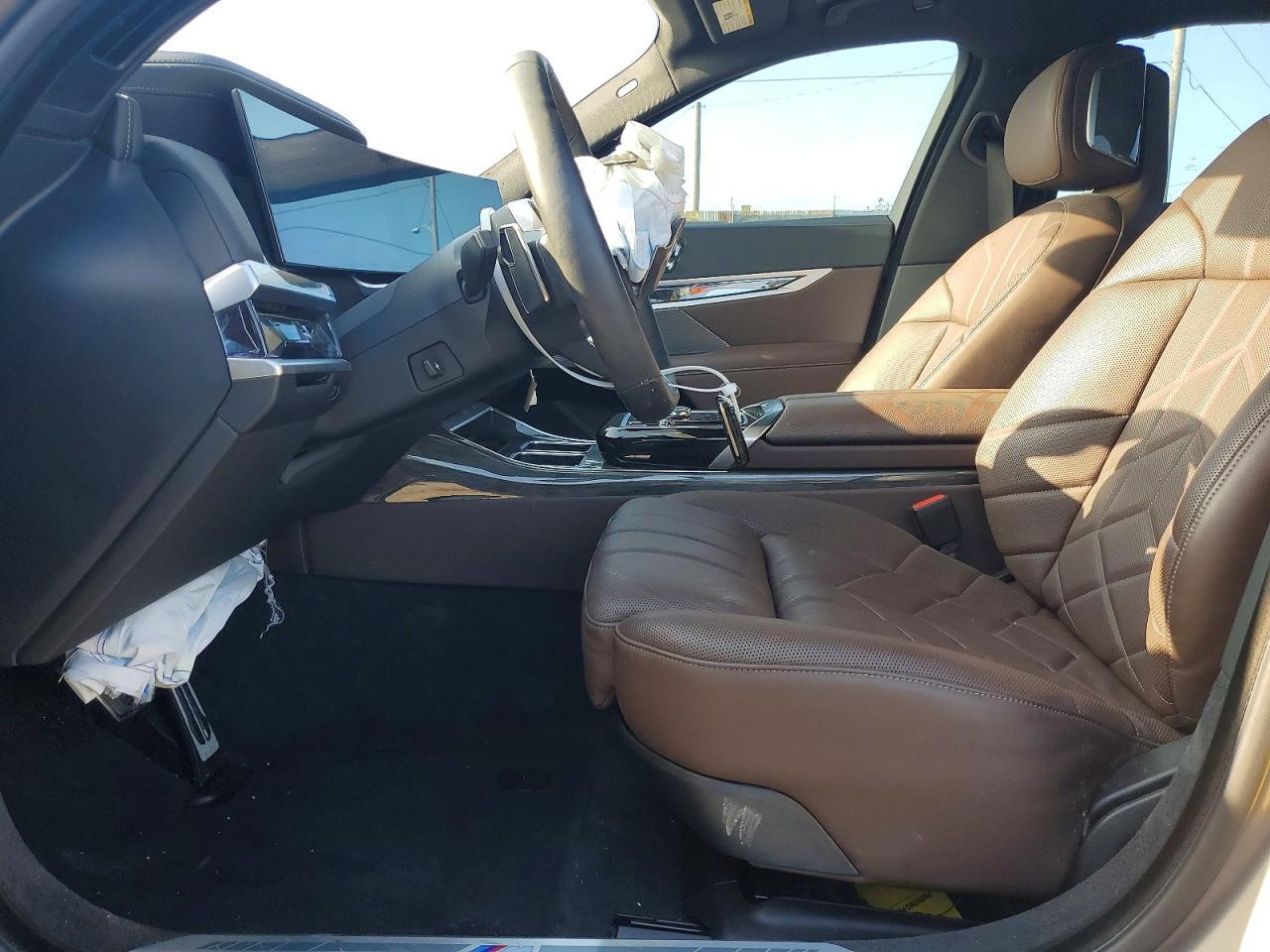 2024 BMW I7 xDrive60 - zdjęcie 7