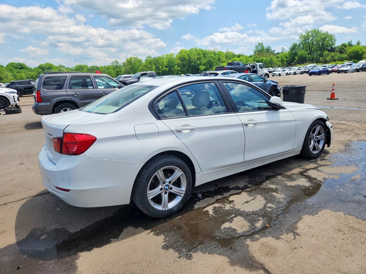 2013 BMW 320 I xDrive - zdjęcie 3
