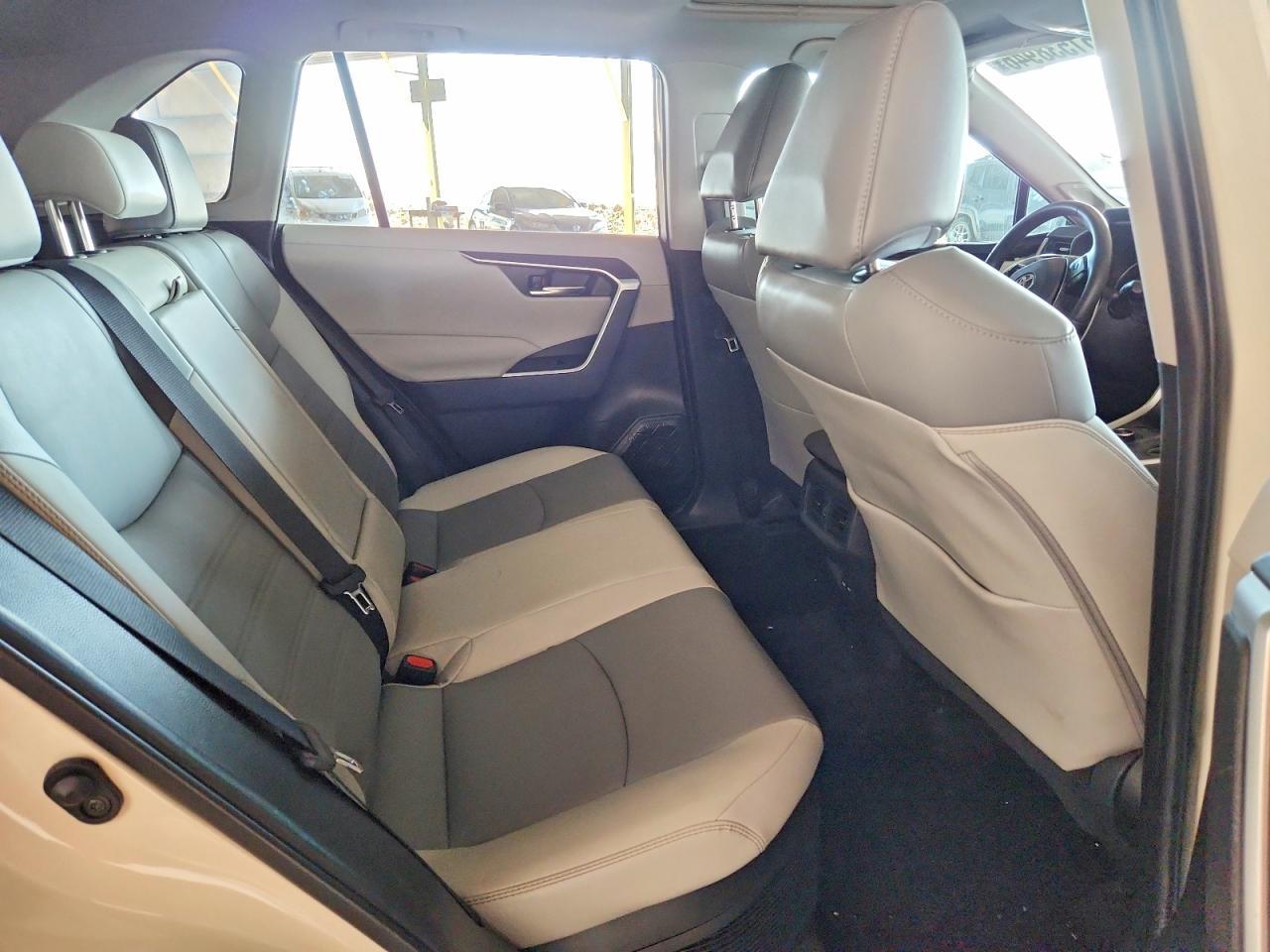 2022 Toyota Rav4 Xle Premium - zdjęcie 11