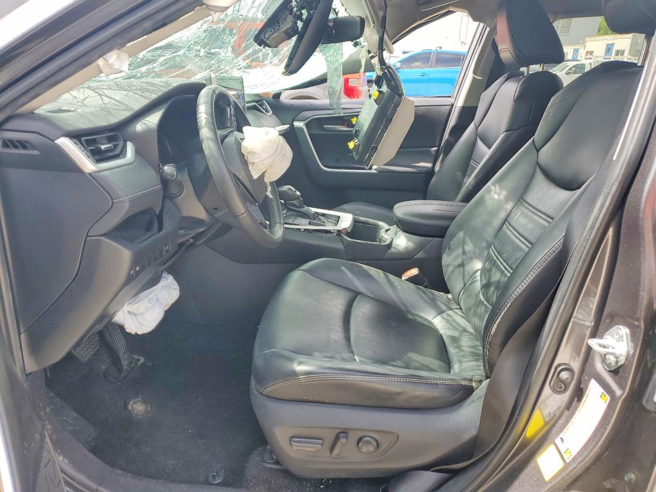 2024 Toyota Rav4 Xle Premium - zdjęcie 7