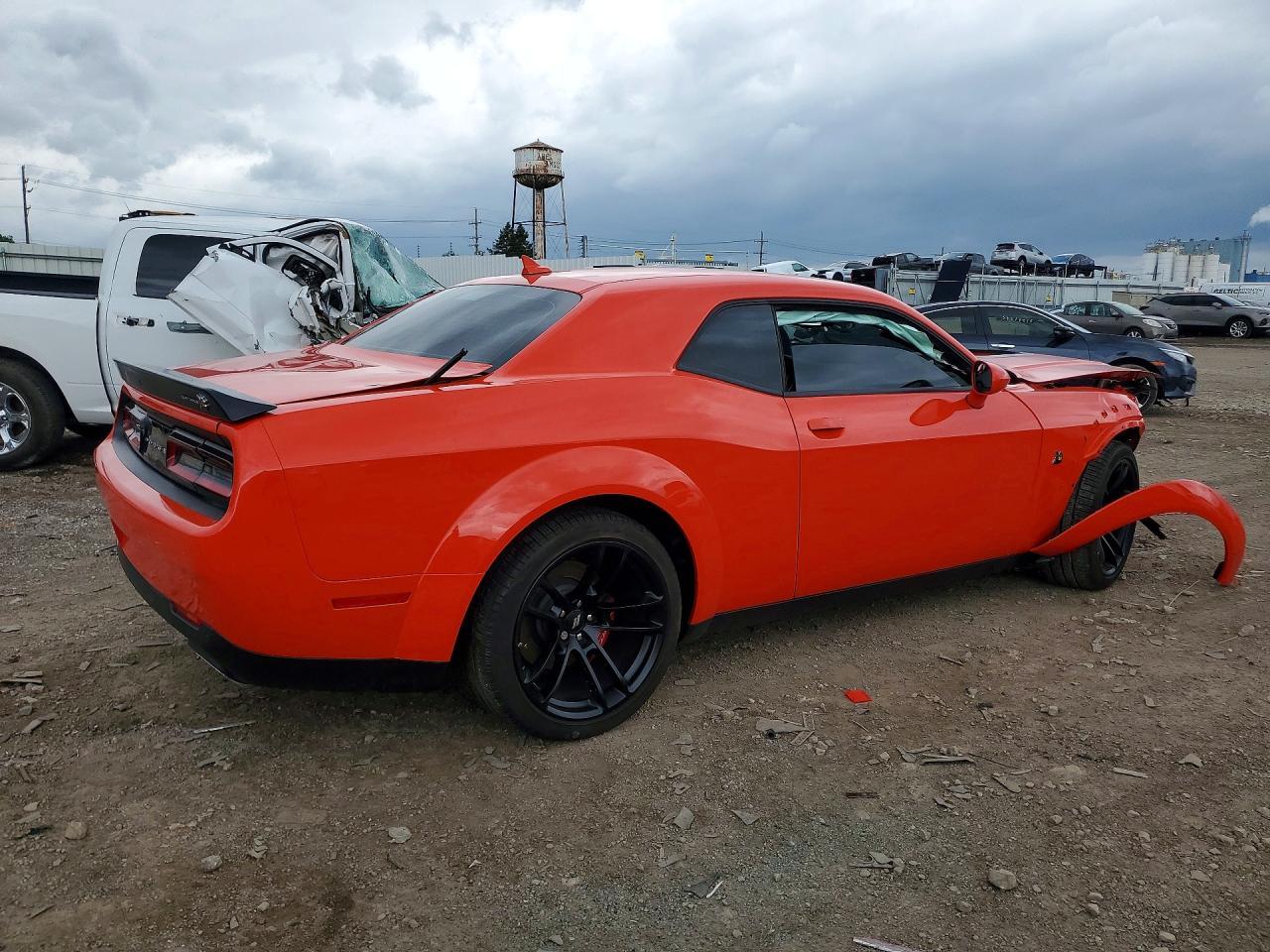 Dodge Challenger - zdjęcie 3