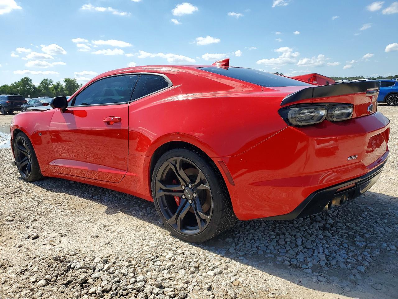 2022 Chevrolet Camaro Lt1 - zdjęcie 2