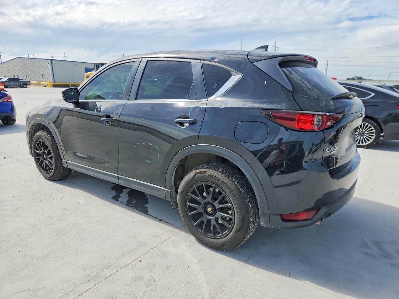 2021 Mazda Cx-5 Touring - zdjęcie 2