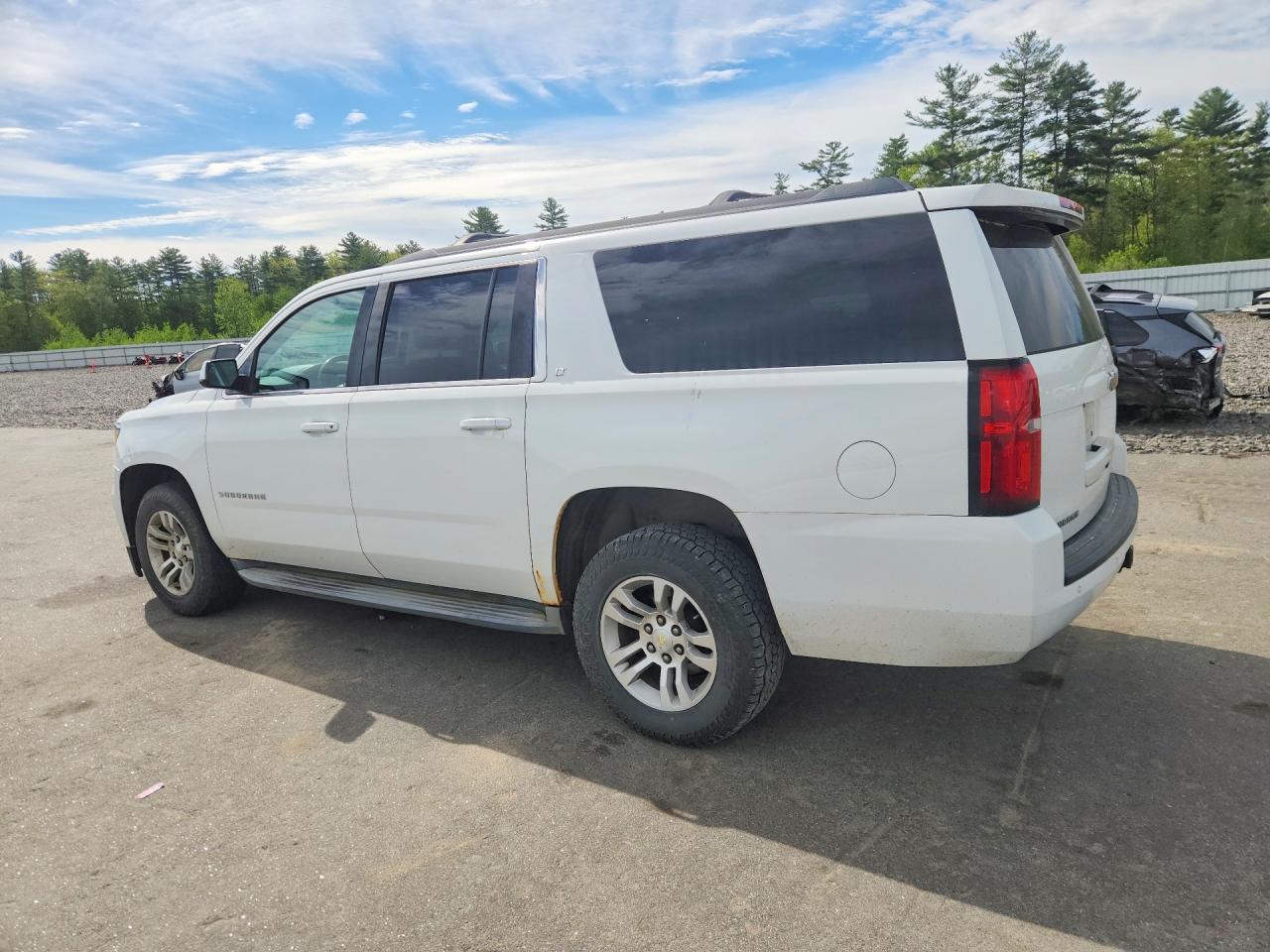 2015 Chevrolet Suburban K1500 Lt - zdjęcie 2