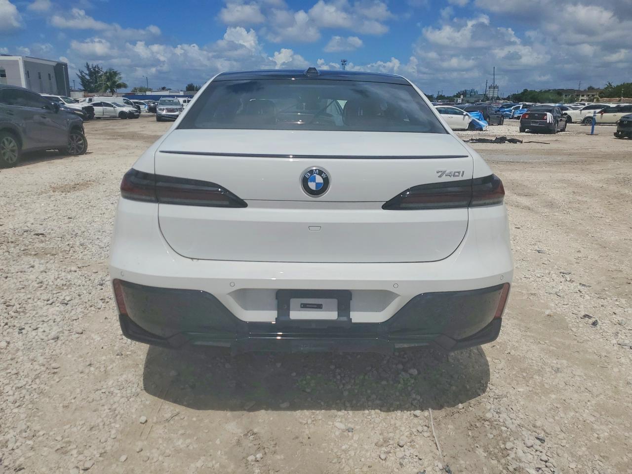 2026 BMW 740 I - zdjęcie 6
