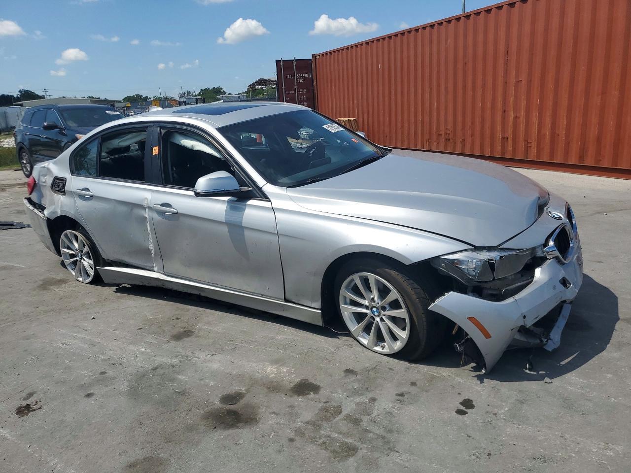 2017 BMW 320 Xi - zdjęcie 4