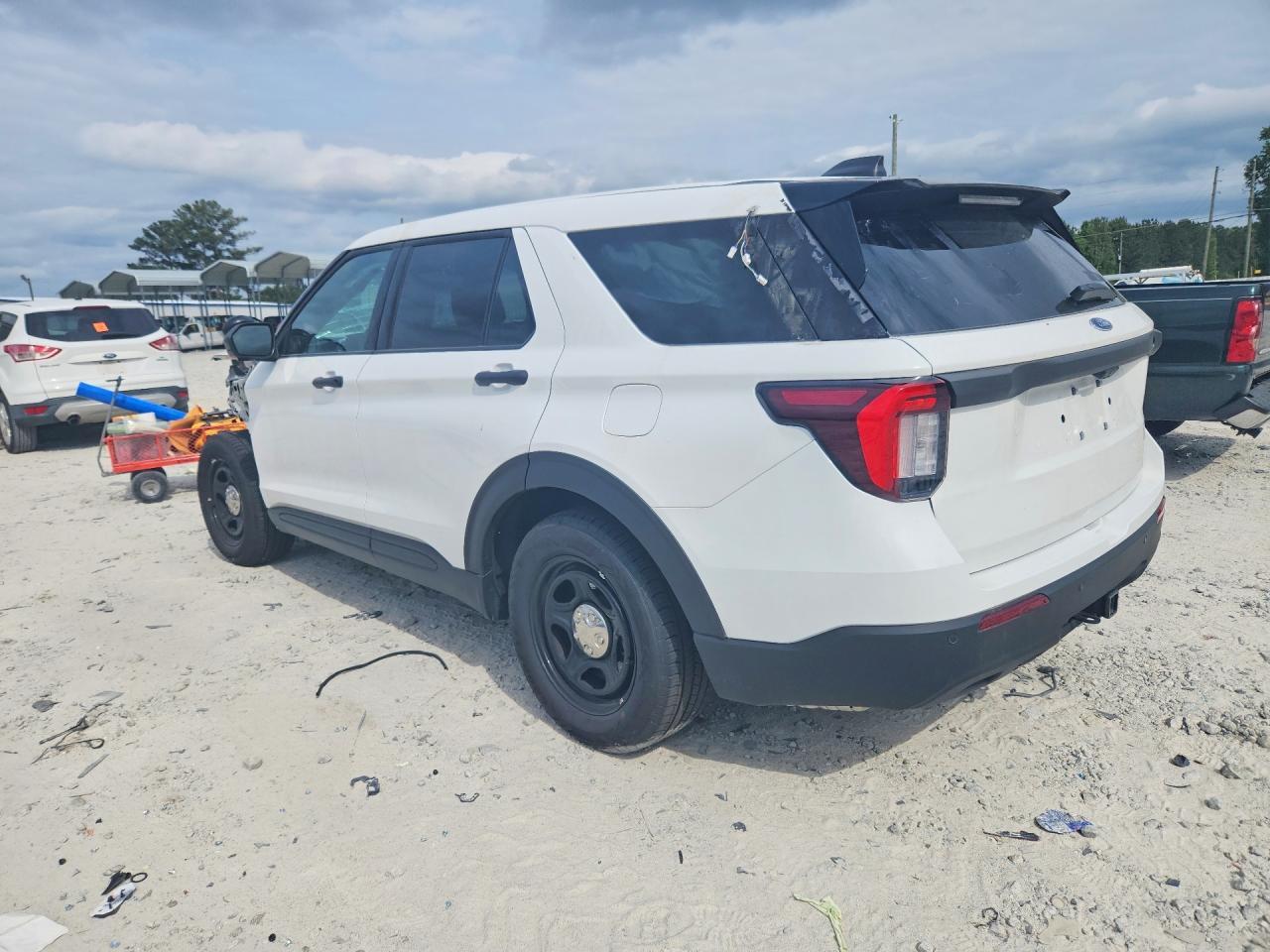 2025 Ford Explorer Police Interceptor - zdjęcie 2