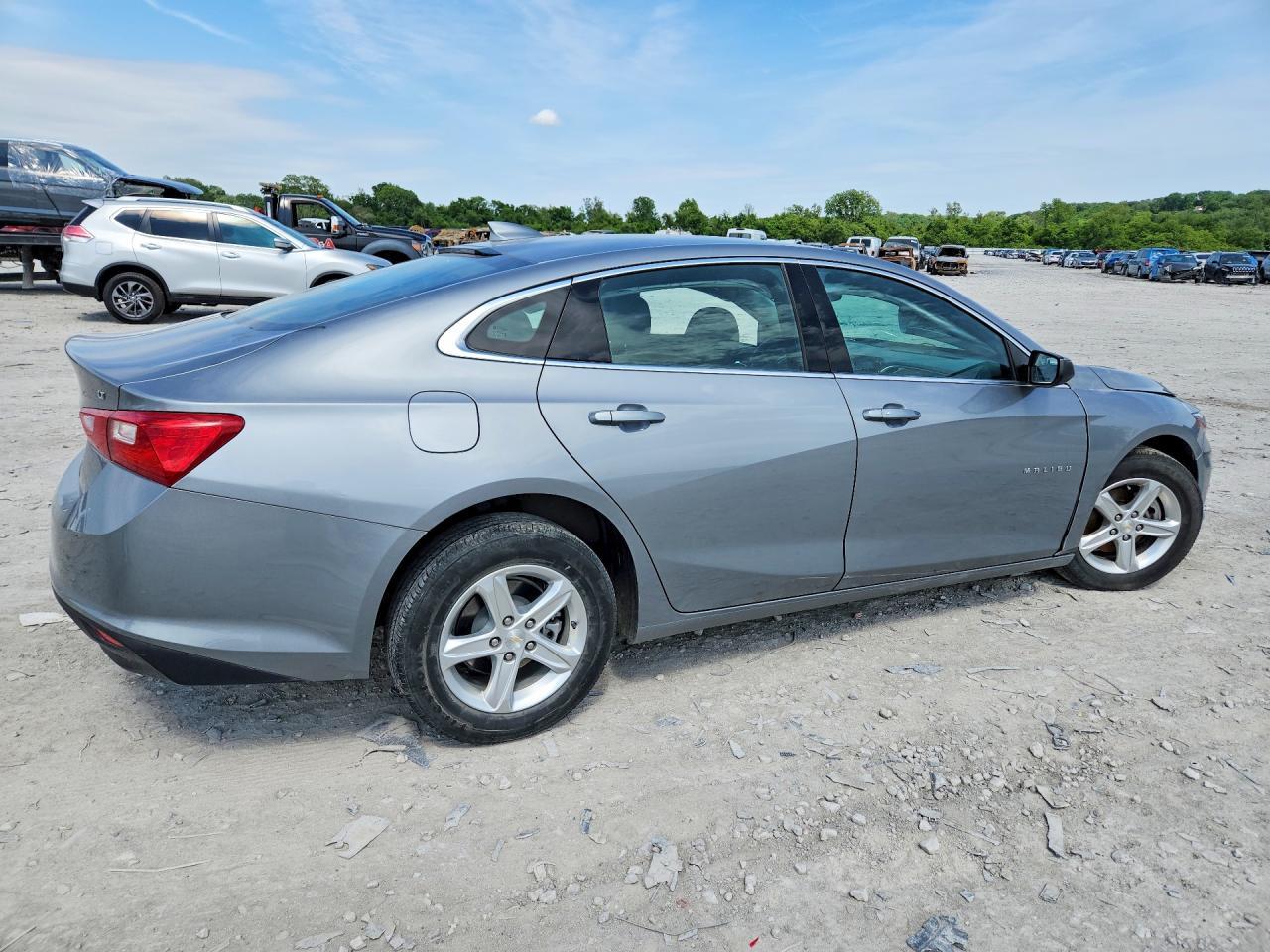 2023 Chevrolet Malibu Lt - zdjęcie 3
