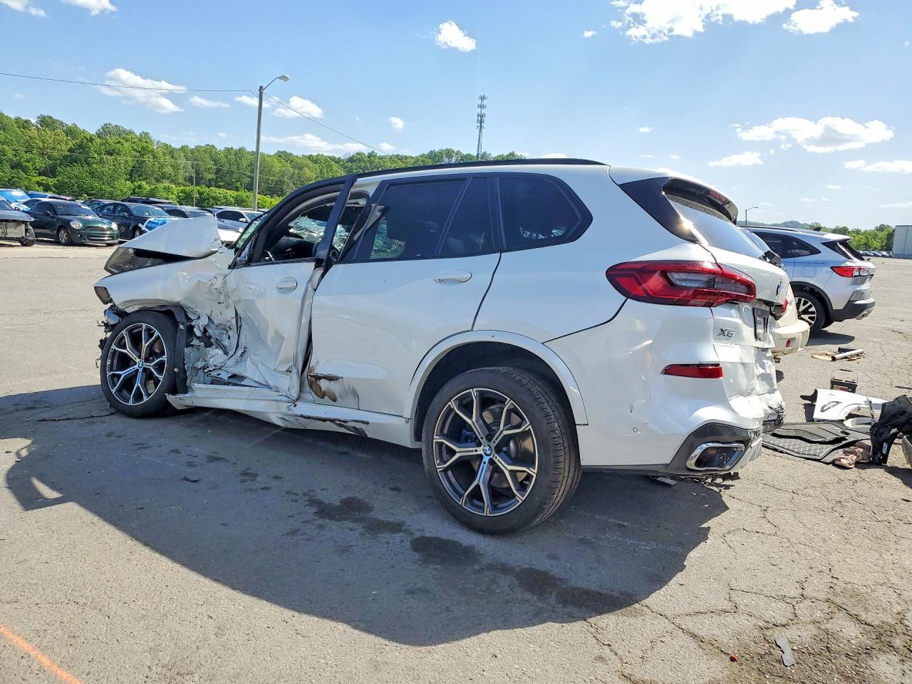 2019 BMW X5 - zdjęcie 2