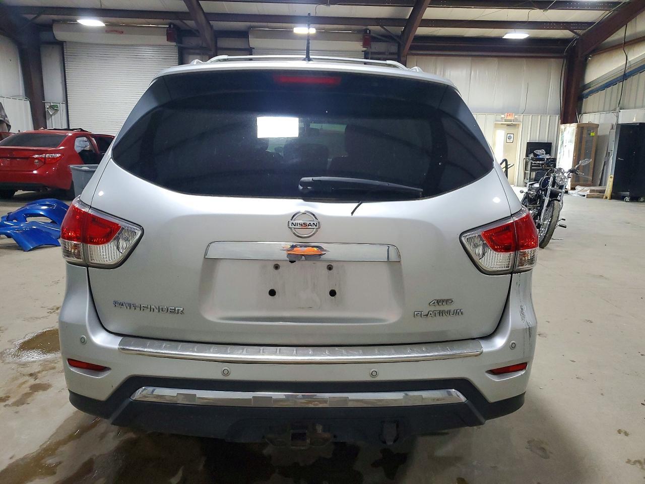 2014 Nissan Pathfinder - zdjęcie 6