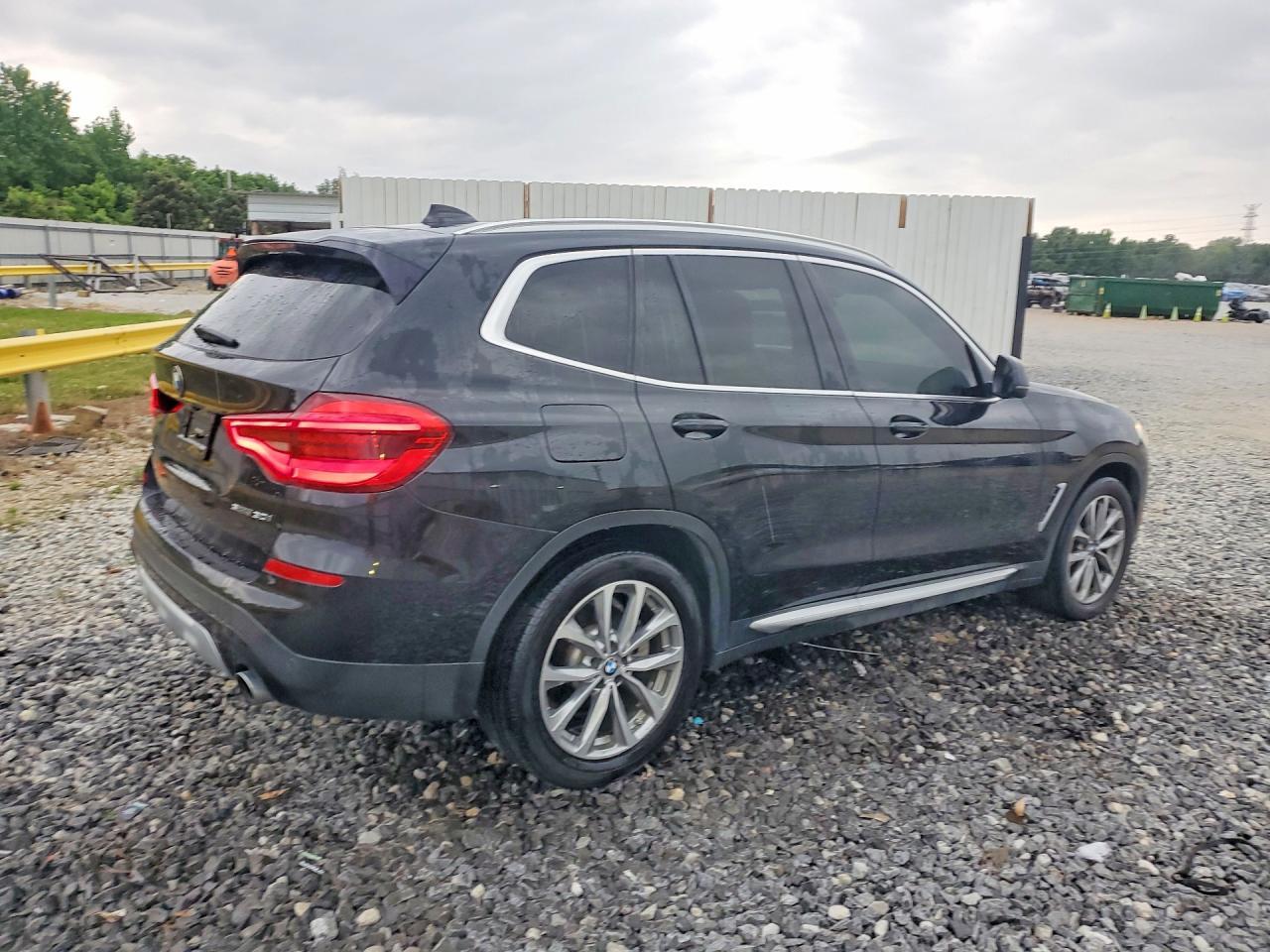 2019 BMW X3 Sdrive30I - zdjęcie 3
