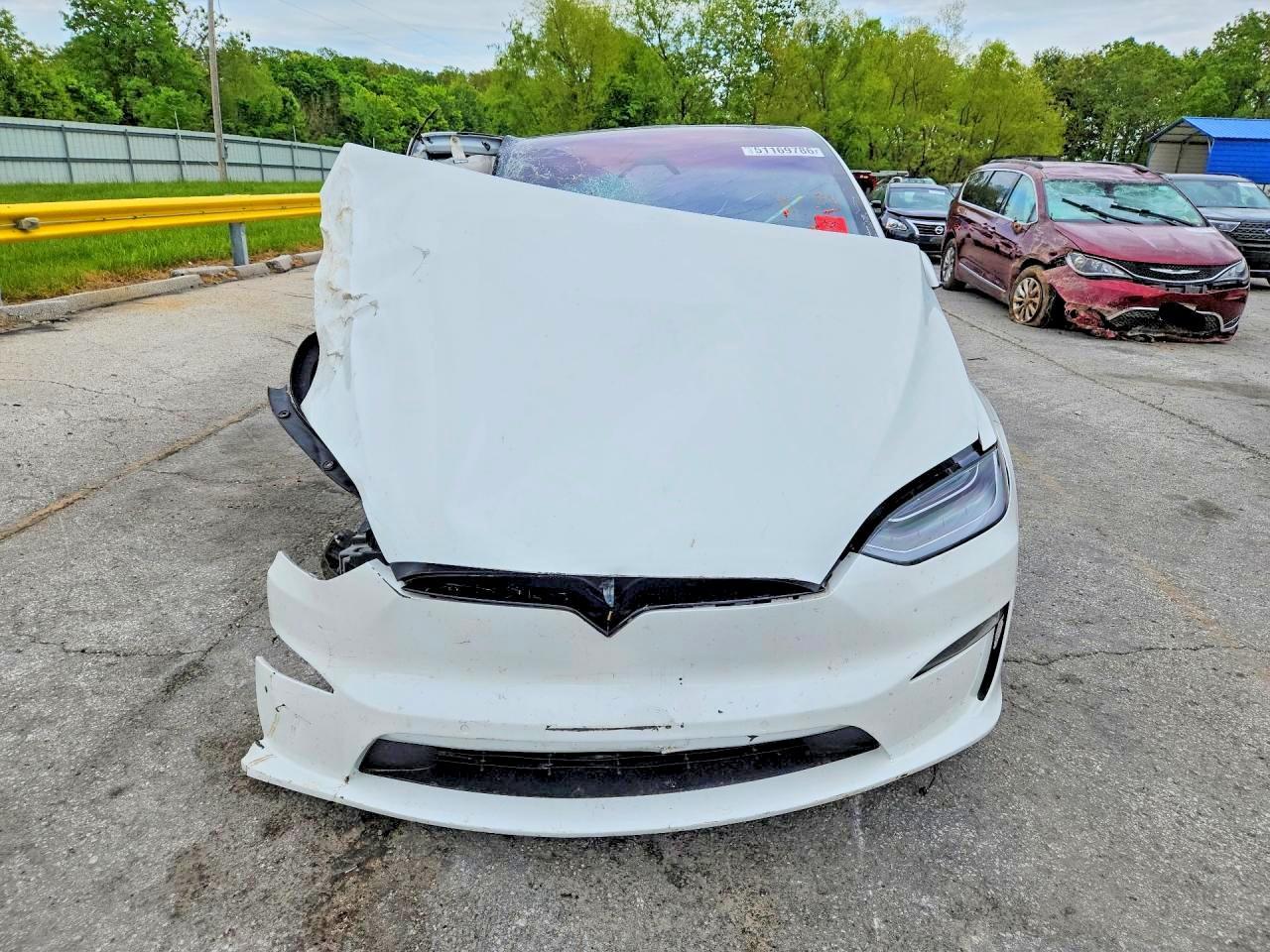 2022 Tesla Model X - zdjęcie 5