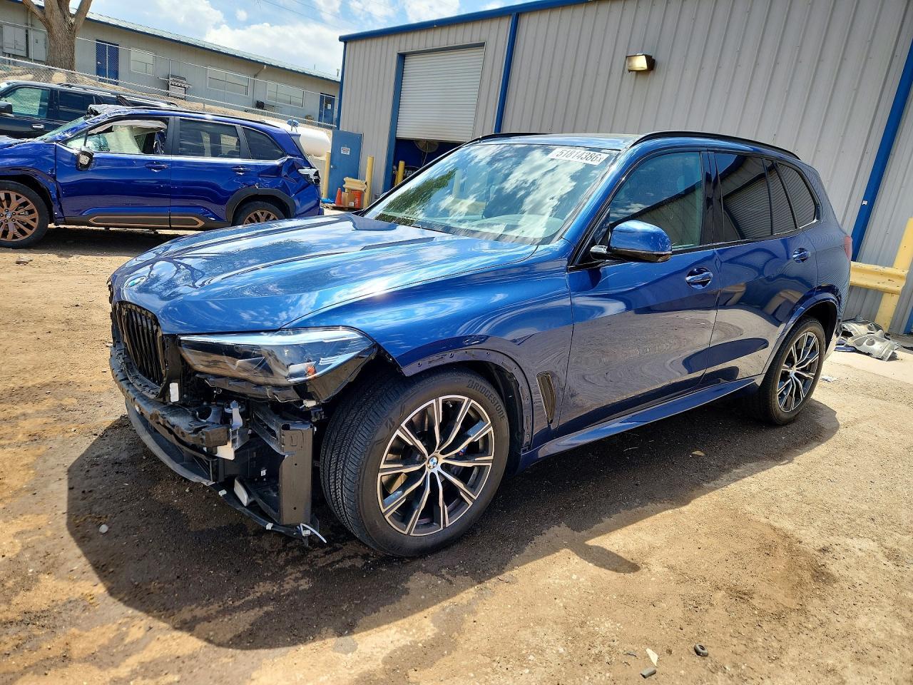 2022 BMW X5 xDrive40I - zdjęcie główne