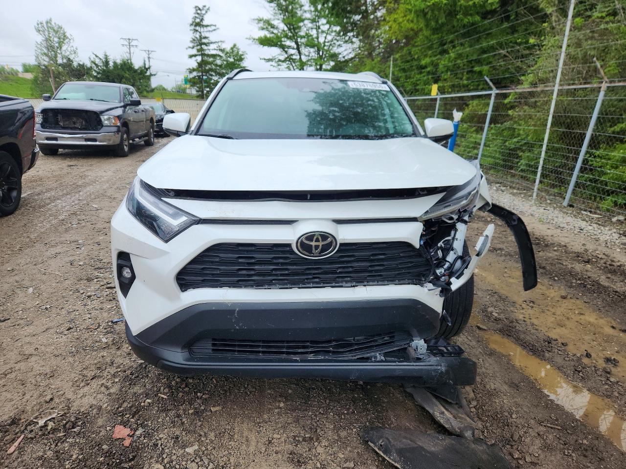 2023 Toyota Rav4 Xle Premium - zdjęcie 5