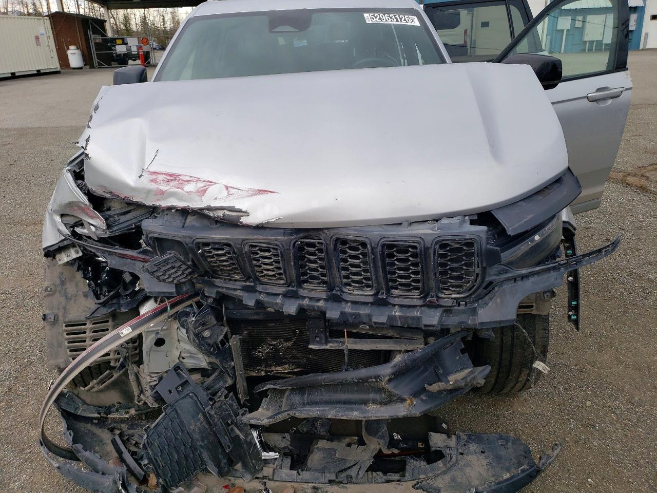 2021 Jeep Grand Cherokee L Laredo - zdjęcie 12