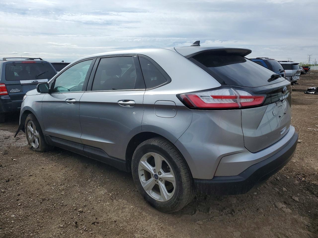 2021 Ford Edge Se - zdjęcie 2