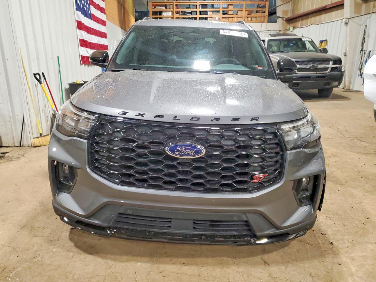 2026 Ford Explorer St - zdjęcie 5