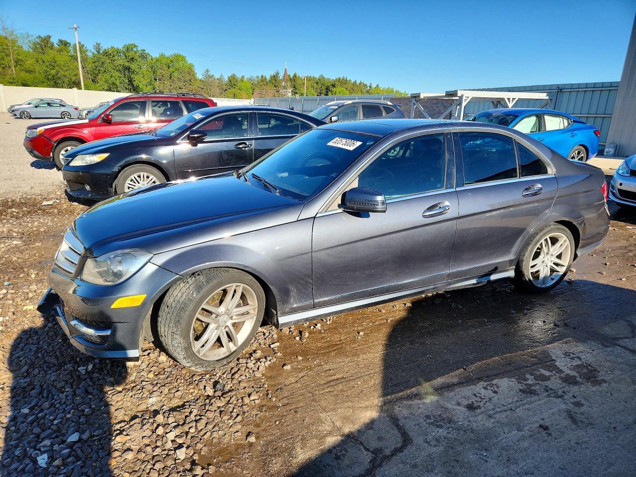 2013 Mercedes-Benz C 250 - zdjęcie główne