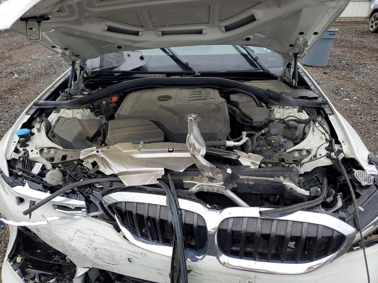 2021 BMW 330I - zdjęcie 11