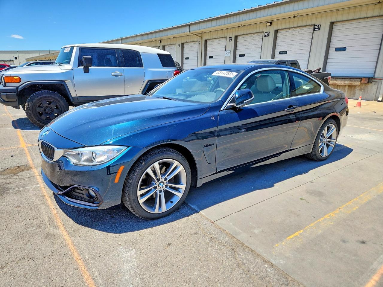 2017 BMW Seria 4 Coupe 430i - zdjęcie główne