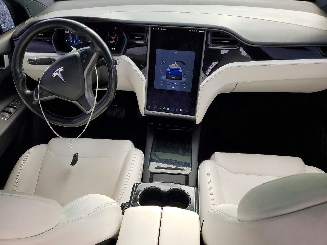 2018 Tesla Model X - zdjęcie 8