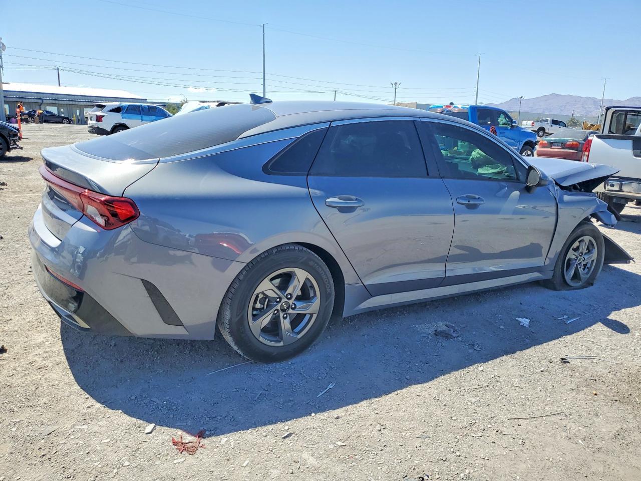 2023 Kia K5 Lxs - zdjęcie 3