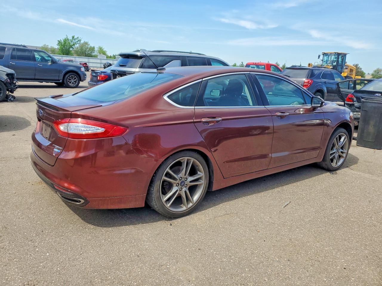2016 Ford Fusion Titanium - zdjęcie 3