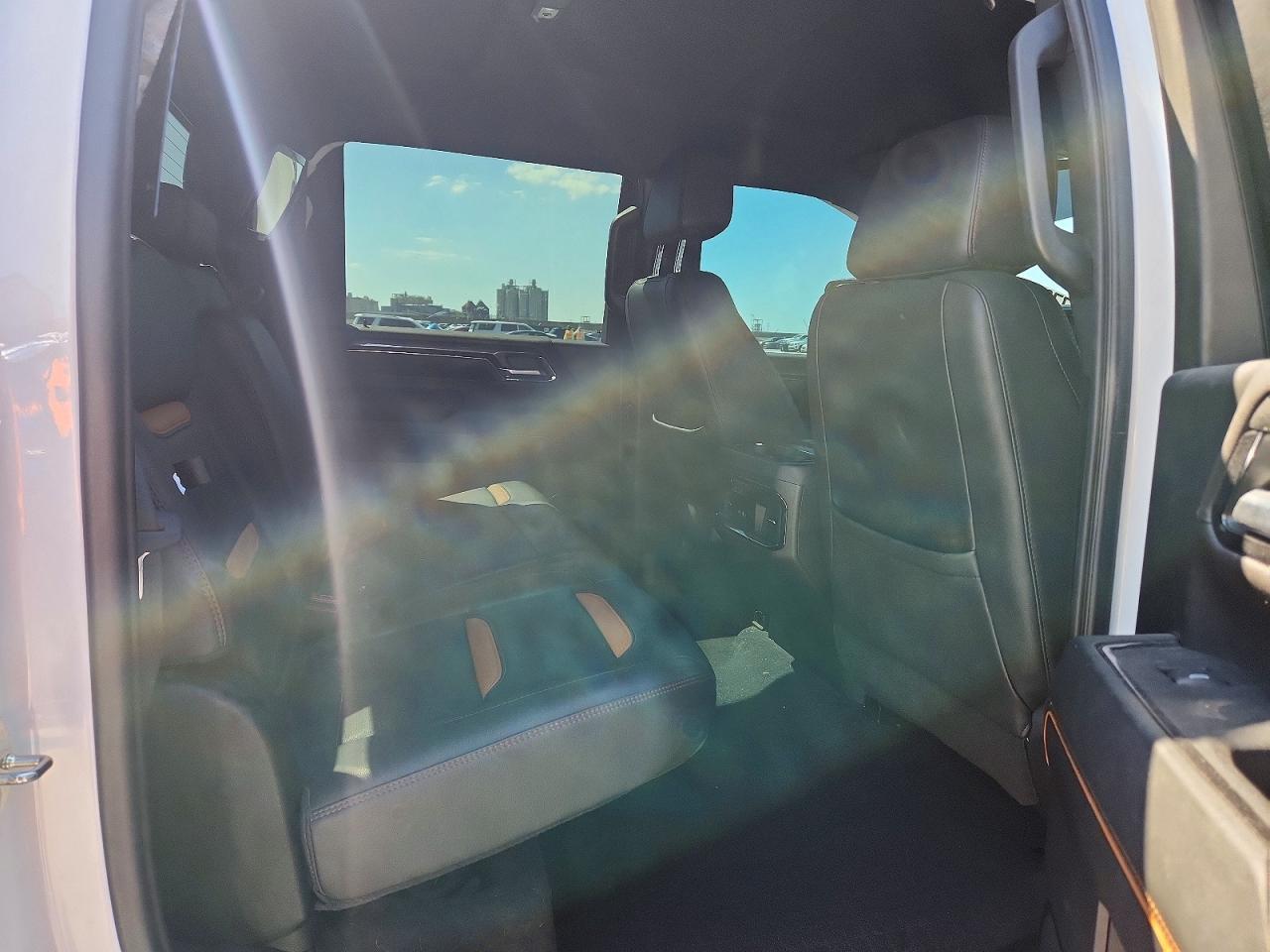 2024 GMC Sierra K2500 At4 - zdjęcie 10