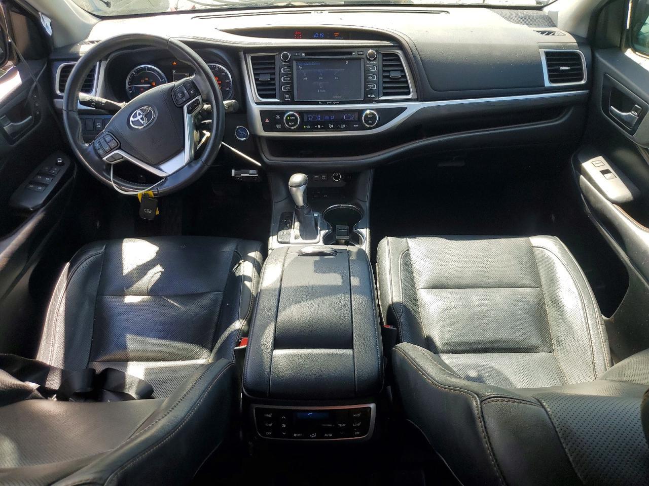 2019 Toyota Highlander Hybrid Limited Platinum - zdjęcie 8