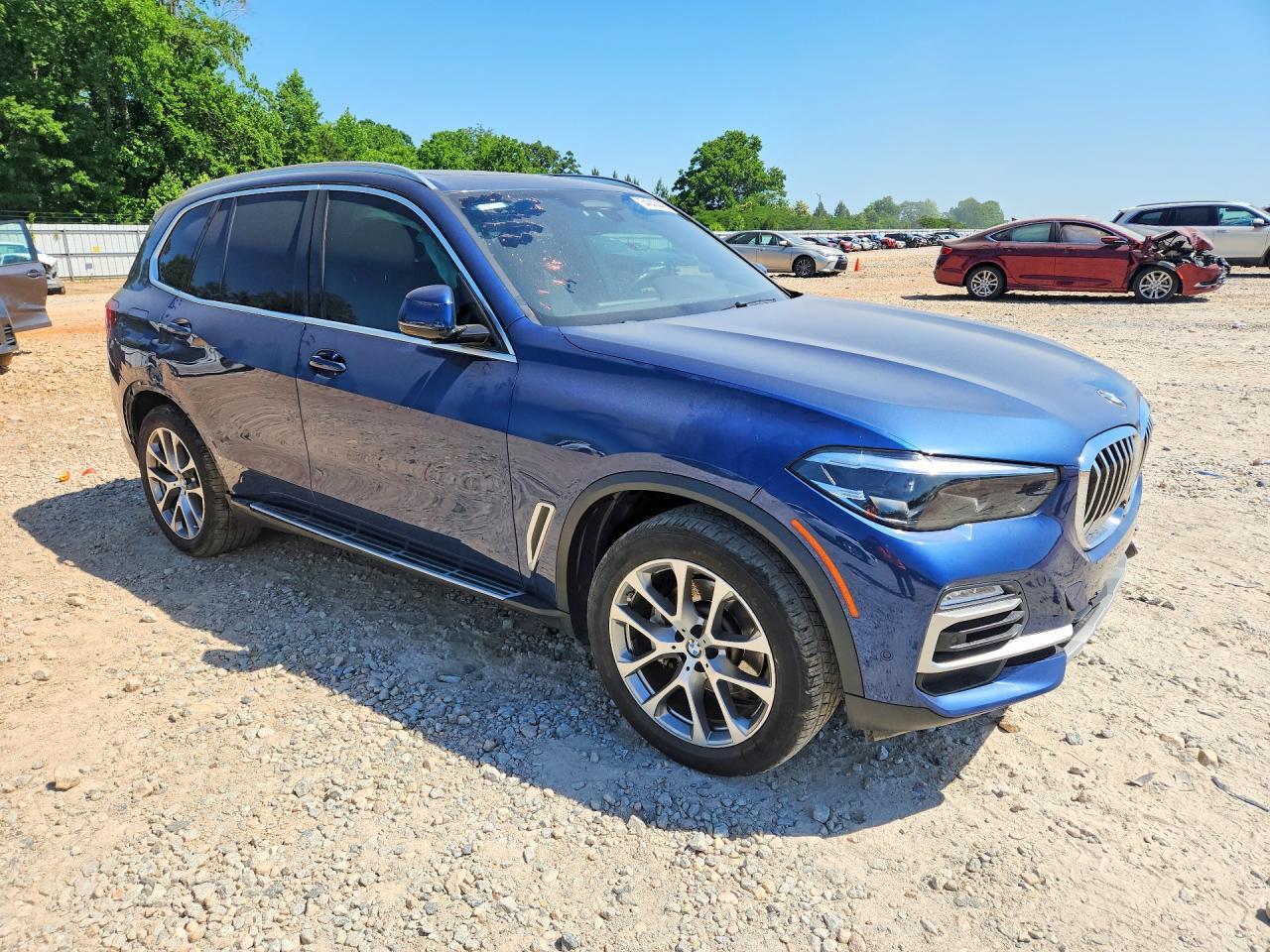 2021 BMW X5 xDrive40I - zdjęcie 4