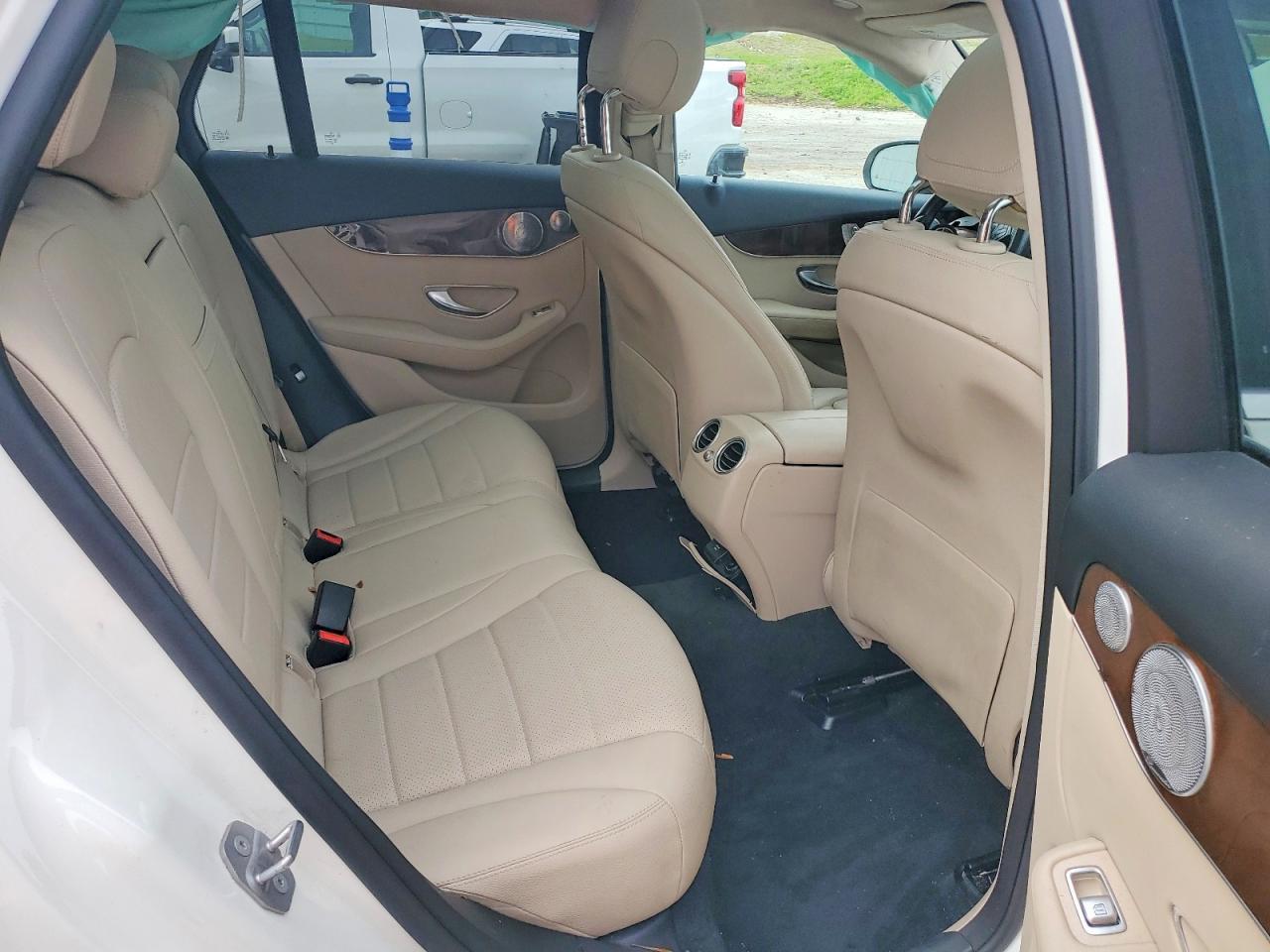 2017 Mercedes-Benz Glc 300 4Matic - zdjęcie 11