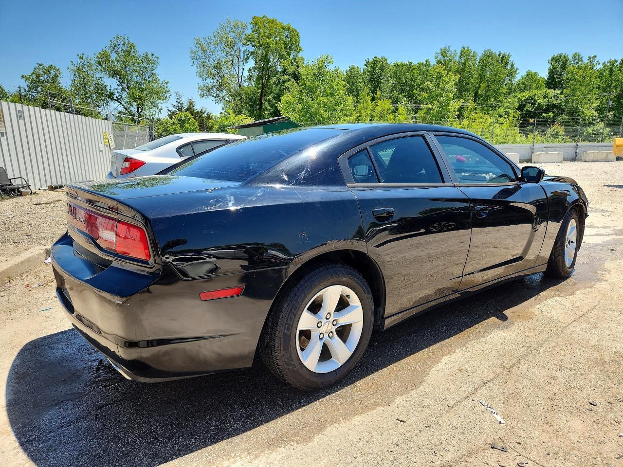 2013 Dodge Charger Se - zdjęcie 3