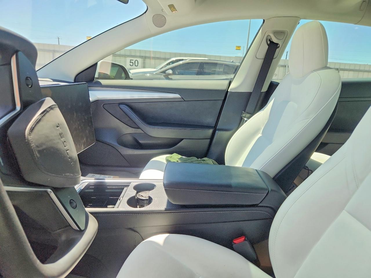 2023 Tesla Model 3 - zdjęcie 7