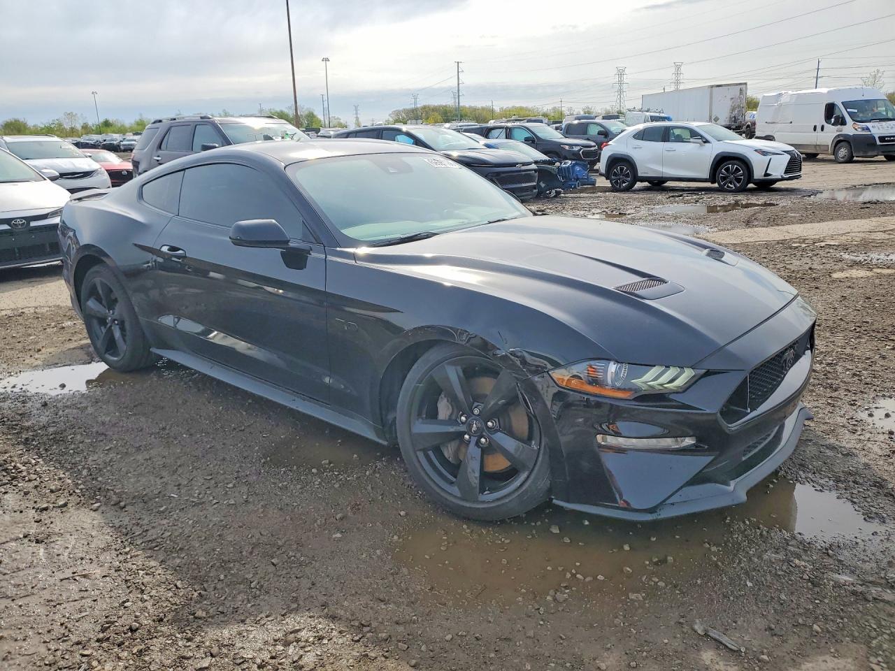 2022 Ford Mustang Gt - zdjęcie 4