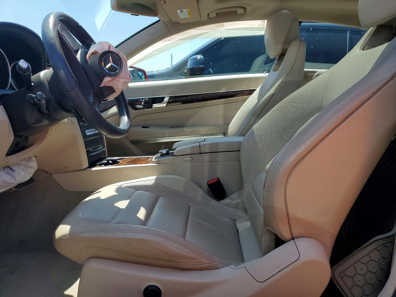 2016 Mercedes-Benz E 400 - zdjęcie 7