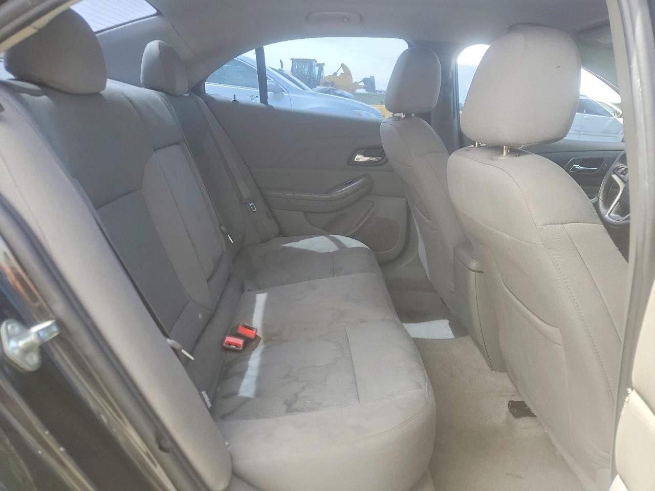 2015 Chevrolet Malibu Ls - zdjęcie 10