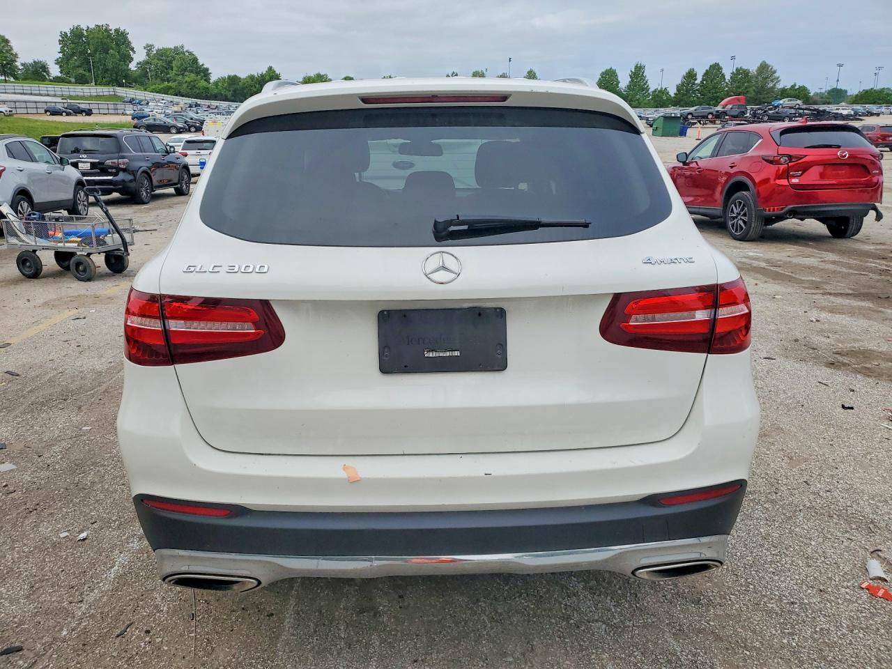 2017 Mercedes-Benz Glc 300 4Matic - zdjęcie 6