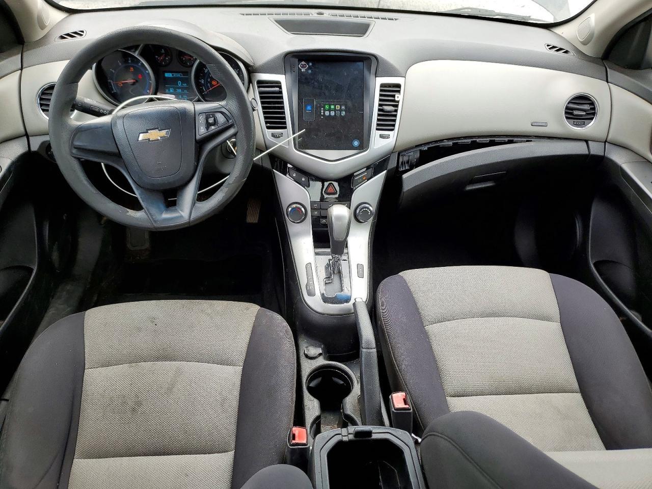 2013 Chevrolet Cruz - zdjęcie 8