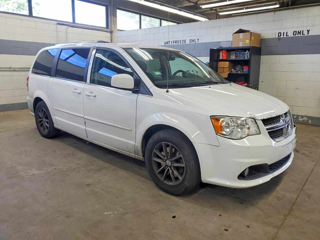 2017 Dodge Grand Caravan Sxt - zdjęcie 4