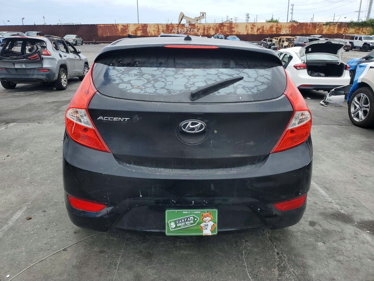 2013 Hyundai Accent Se - zdjęcie 6