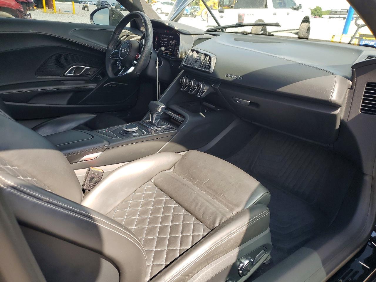 2017 Audi R8 5.2 Plus Quattro - zdjęcie 8