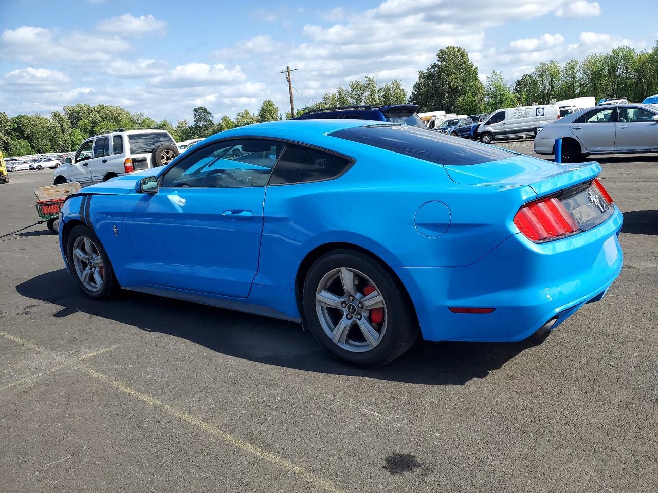 2017 Ford Mustang - zdjęcie 2