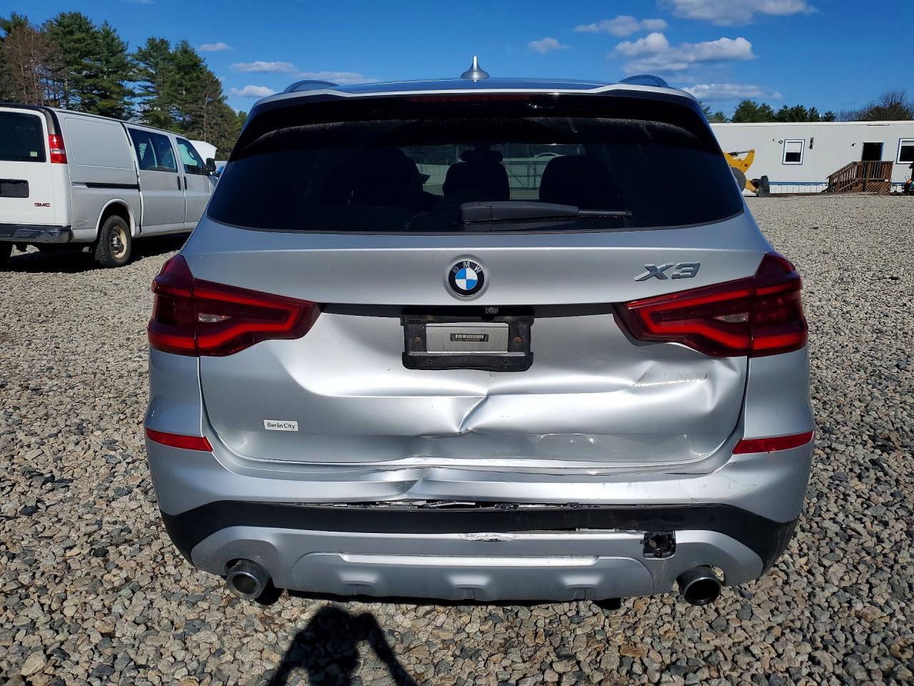 2018 BMW X3 xDrive30I - zdjęcie 6