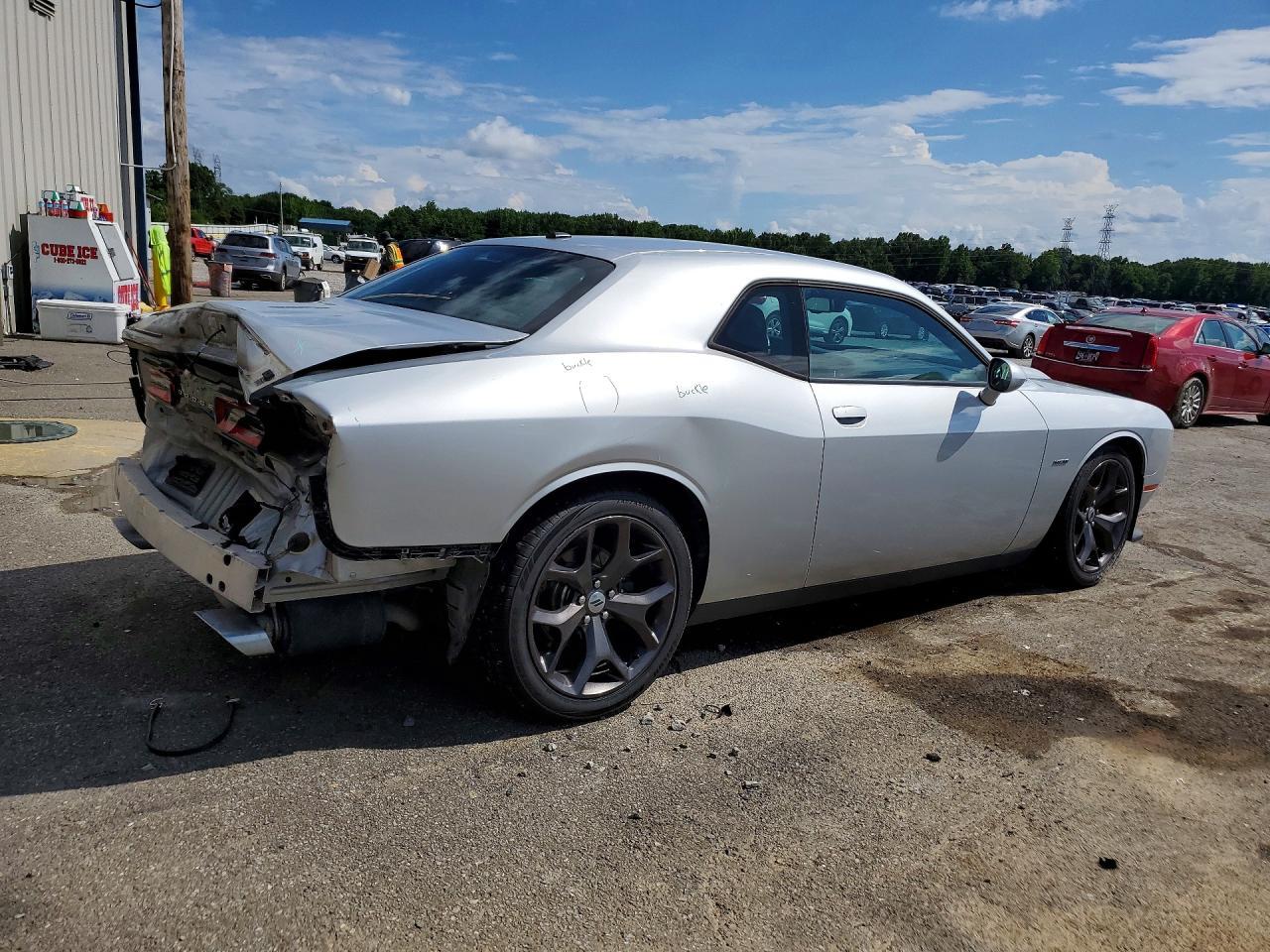 2019 Dodge Challenger R - zdjęcie 3