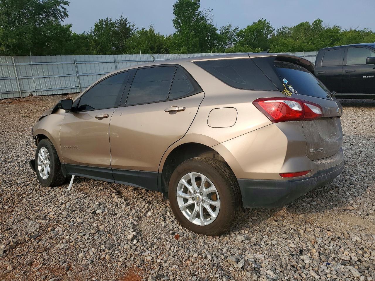 2019 Chevrolet Eqinox - zdjęcie 2