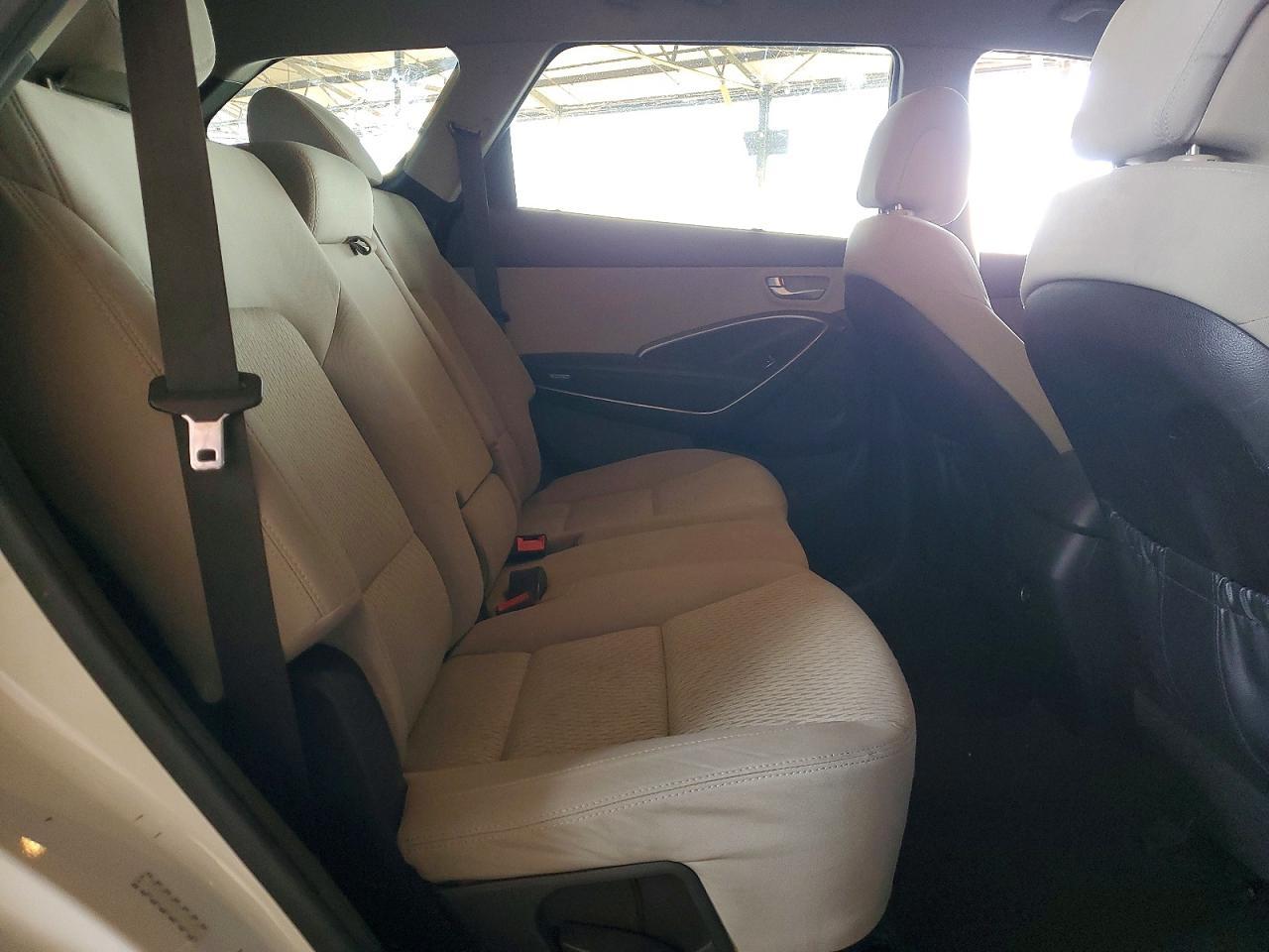 2017 Hyundai Santa Fe Se - zdjęcie 10