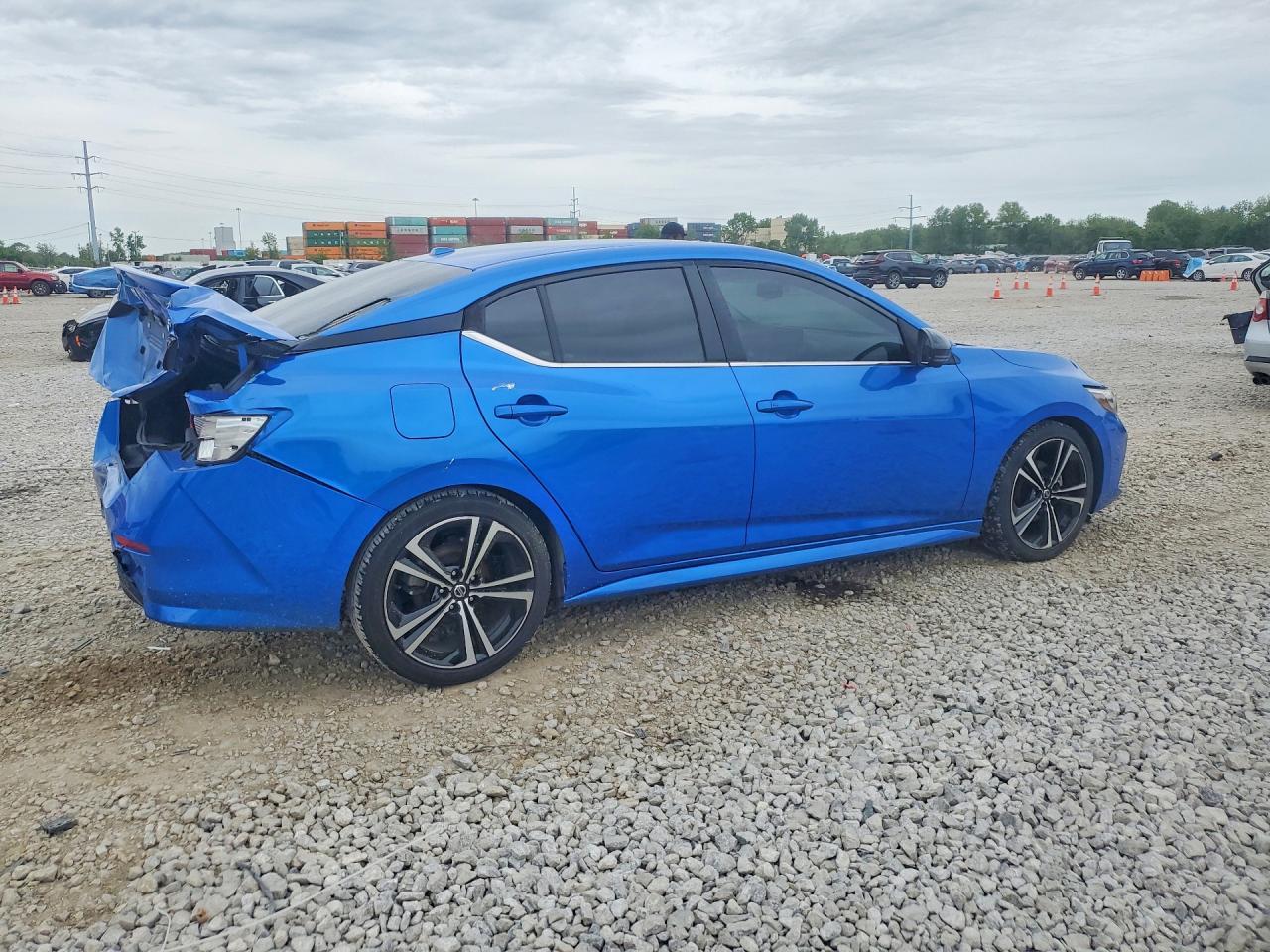 2021 Nissan Sentra Sr - zdjęcie 3