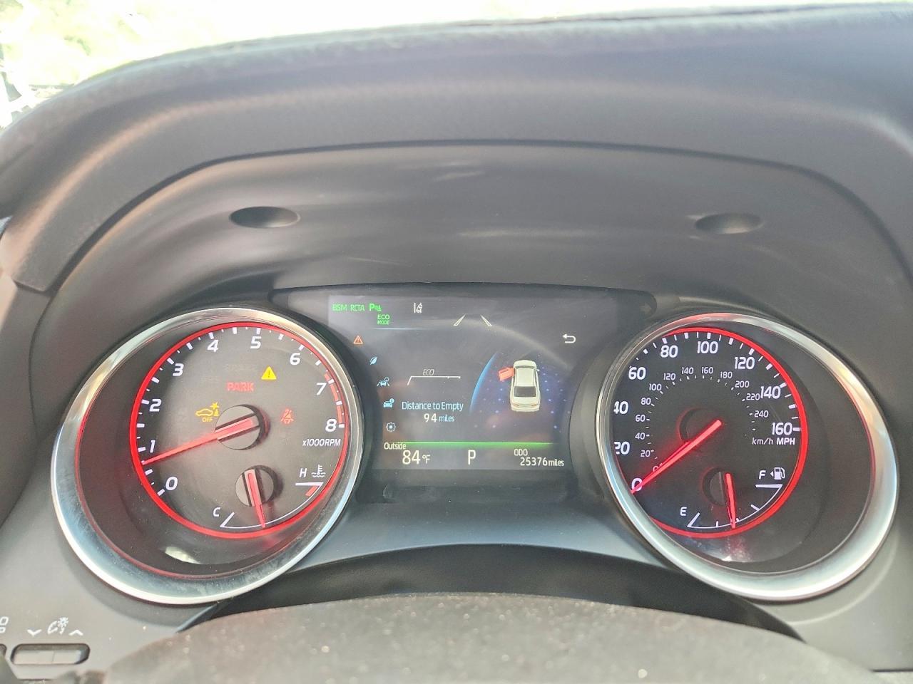2018 Toyota Camry Xse - zdjęcie 9